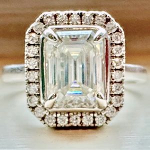 2ct Emerald Halo Moissanite Ring in 925 Sterling Silver, Size 7.